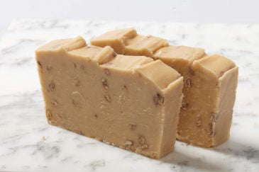 Fudge Butter Pecan (175g)